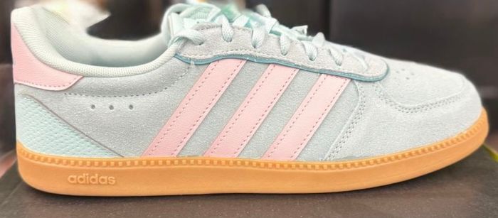 Basket  adidas  campus bleu turquoise et rose