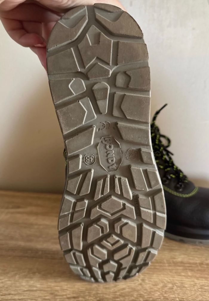 Chaussure de sécurité femme - photo numéro 3