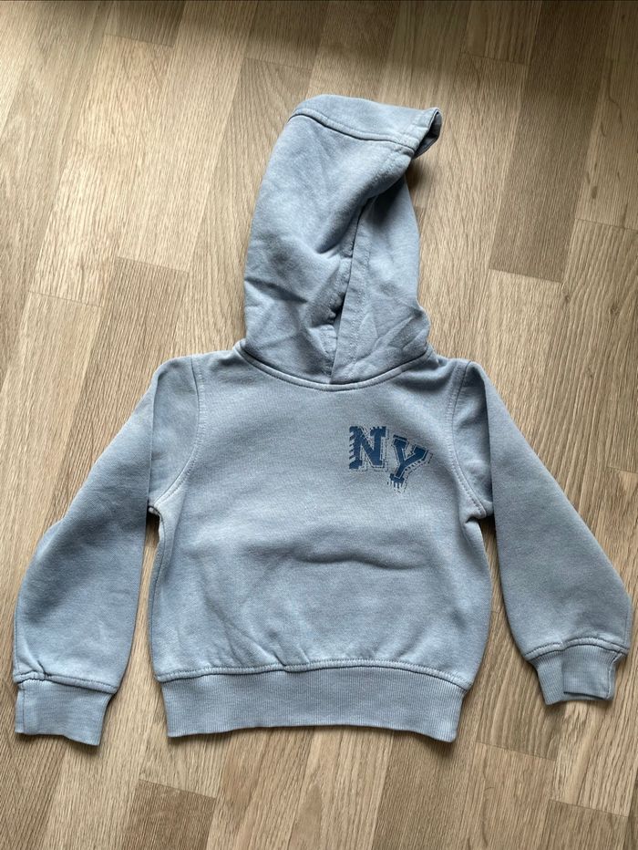 Pull à capuche