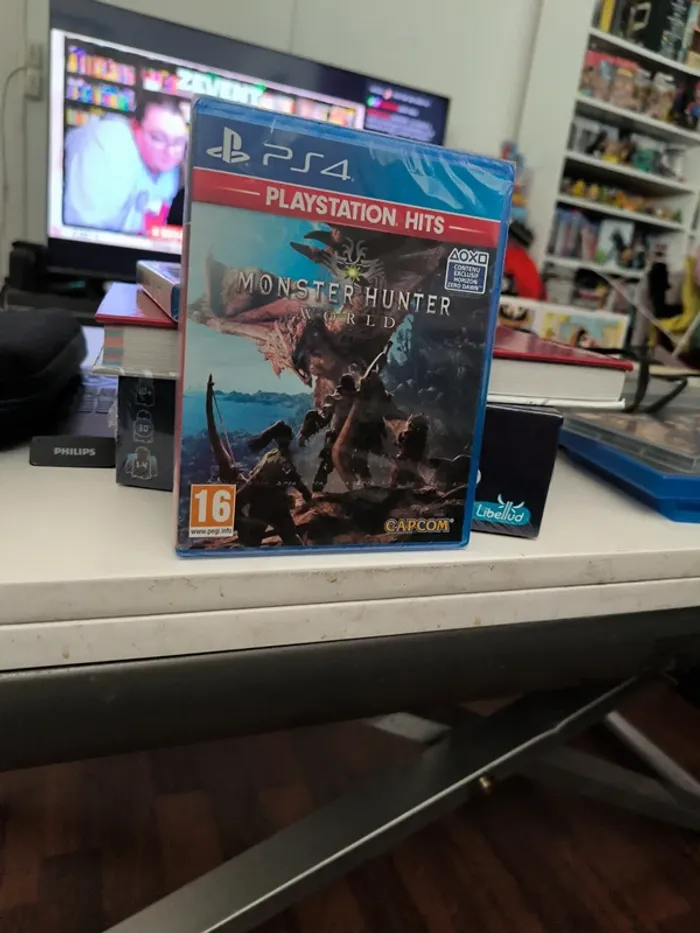Monster hunter World PS4 neuf