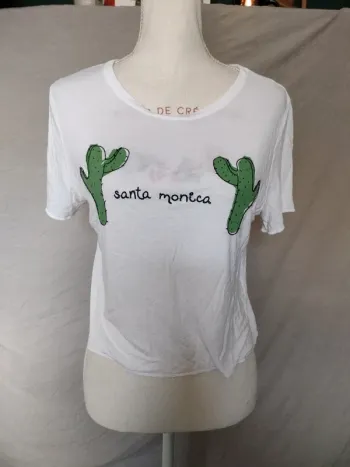 Tee shirt
