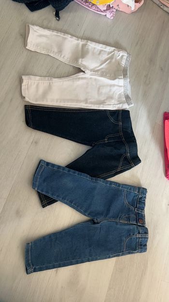 Lot 3 pantalons 9 mois