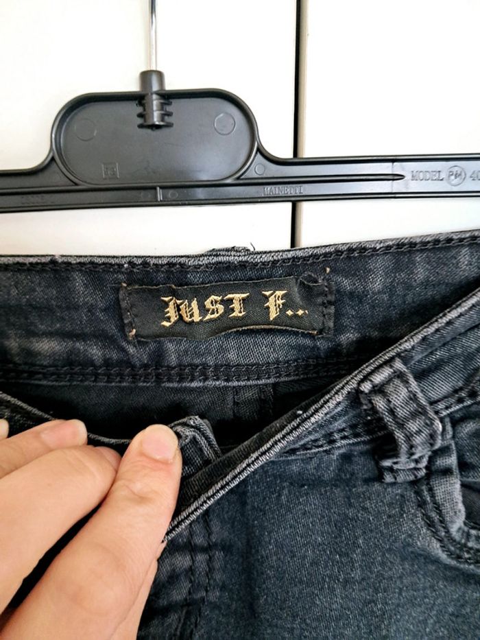 Jeans t38 - photo numéro 3