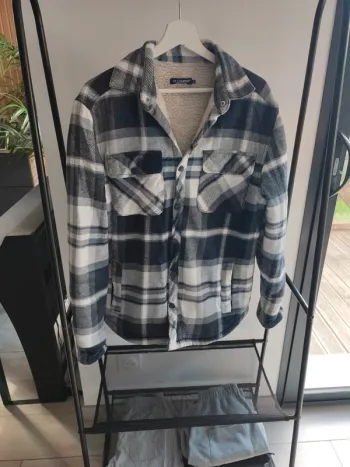 Veste chaude à carreaux
