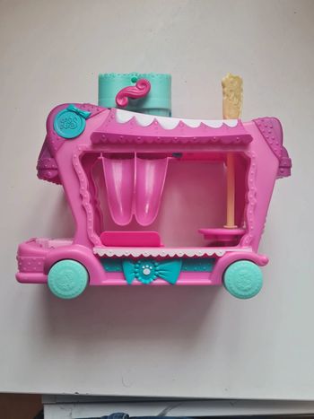 Glacier Littlest Petshop