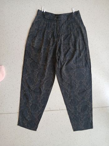 Pantalon léger à motifs et pois dorés