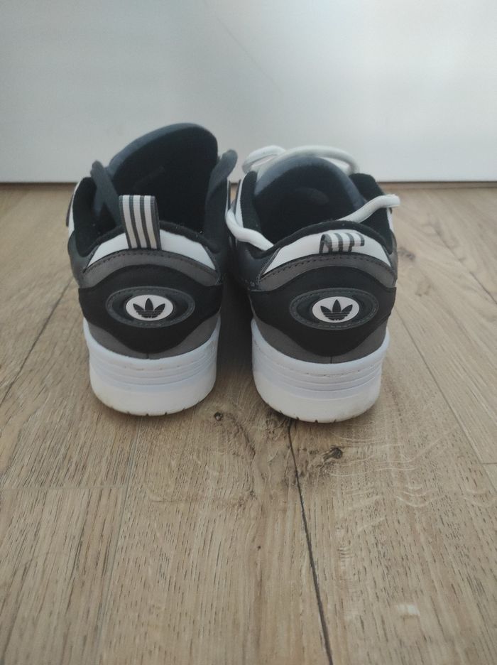 Chaussures Adidas Originals - photo numéro 4