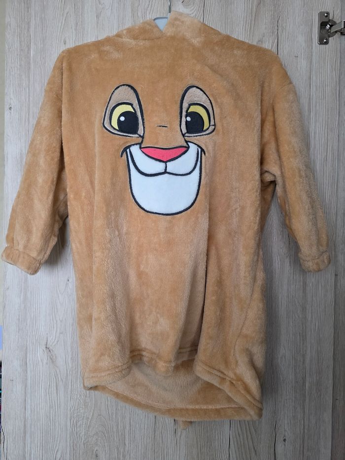 PONCHO À CAPUCHE OREILLES DISNEY THE LION KING TAILLE 7/8 ANS