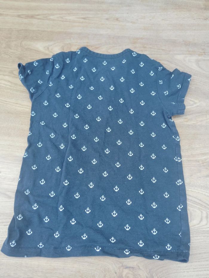T-shirt enfant bleu marine Kiabi – encres blanches - photo numéro 3