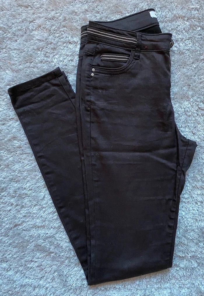 Pantalon skinny taille 36