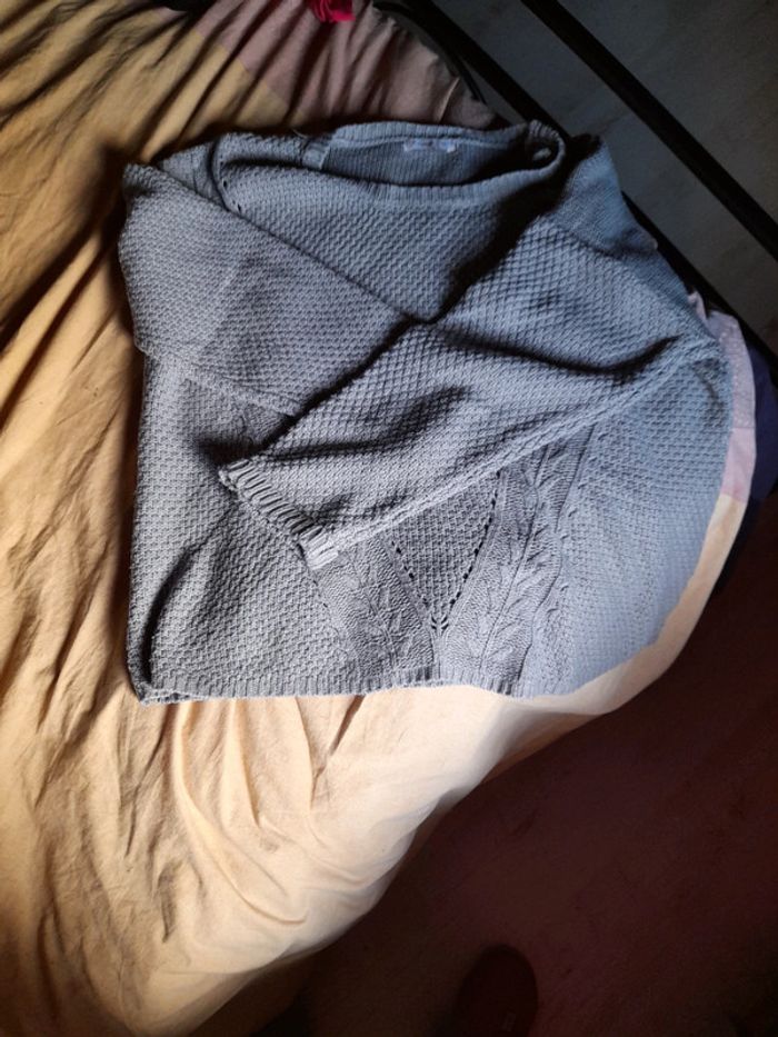 Pull gris - photo numéro 2