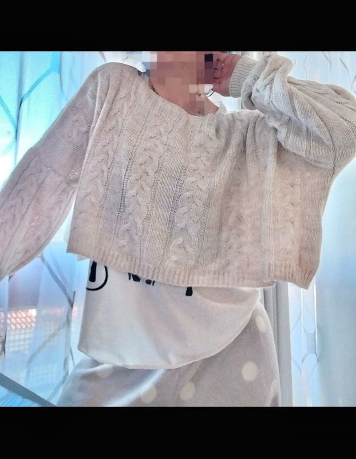 Pull court oversize beige claire maille  torsadée taille universelle - photo numéro 3