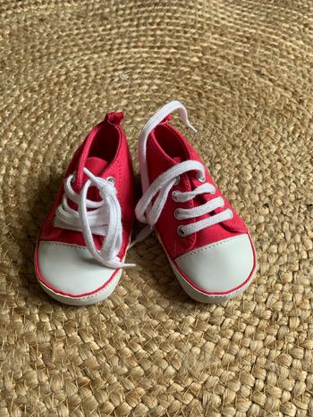 Chaussures bébé 9-12 mois