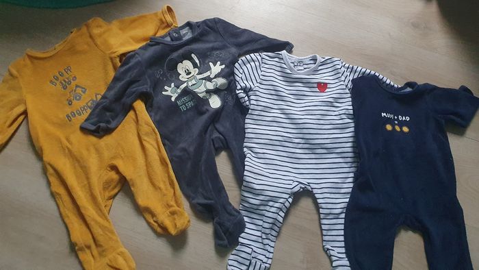 Lot pyjama - photo numéro 2
