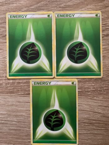 3 cartes Pokémon energy verte de 2010