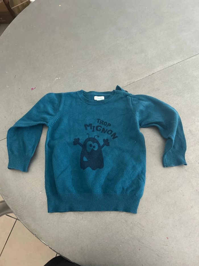 Pull à boutons