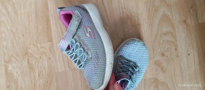 Baskets fille 33 Skechers  peu portée - photo numéro 4