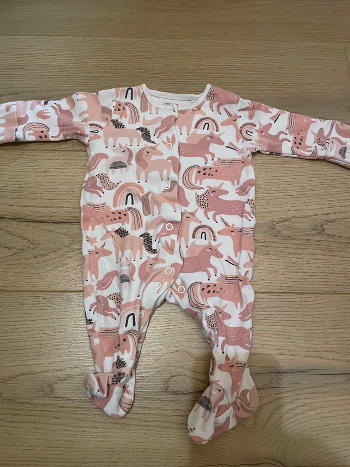 Pyjamas lot - photo numéro 2