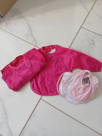 Lot de bavoirs. 3€