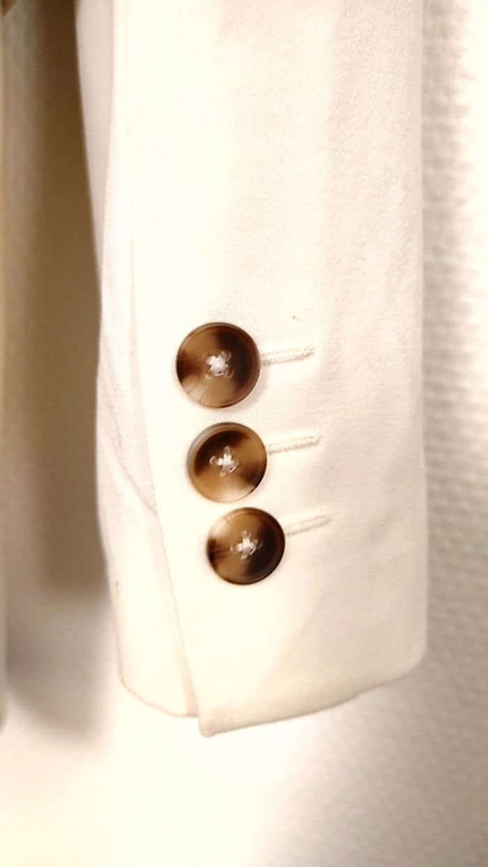 Veste blazer épaulette blanc crème en très bon état pas porté taille 40 - photo numéro 7