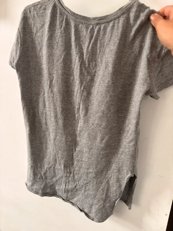 T-shirt Bershka • XS - photo numéro 4