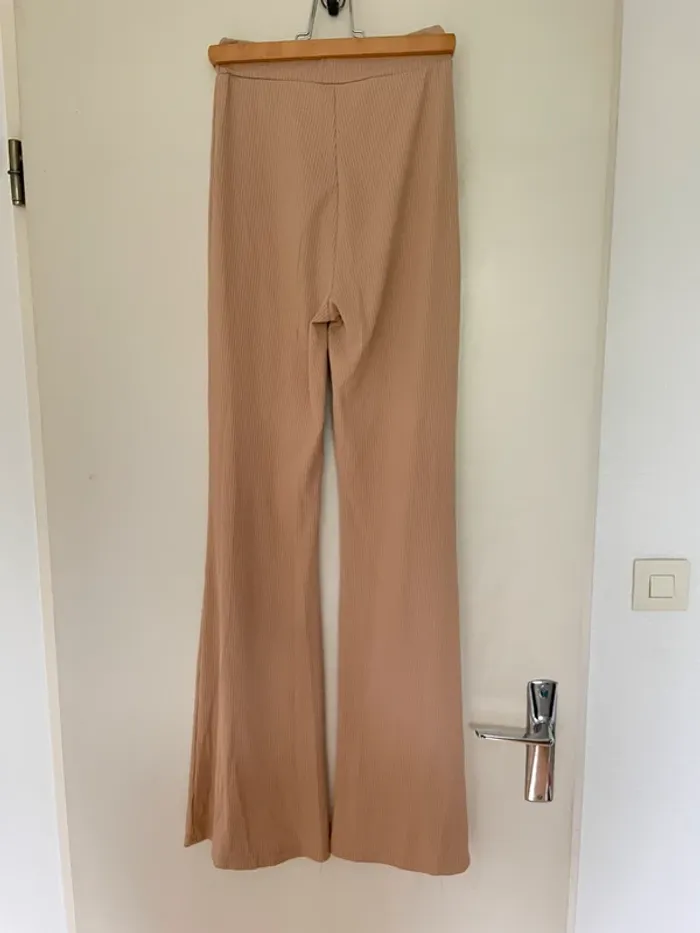 Pantalon pattes d’éléphant