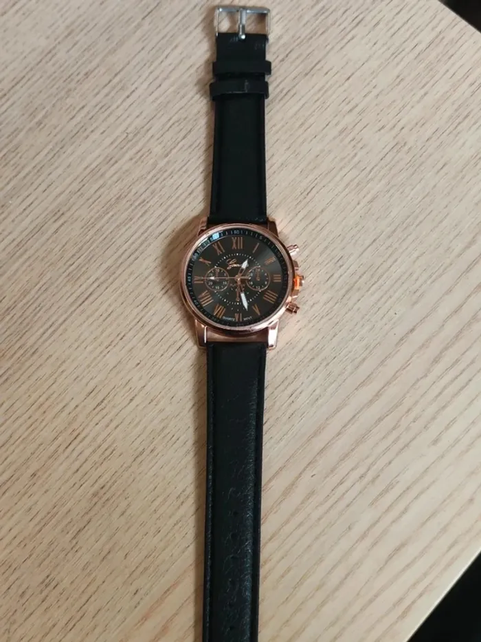 Montre noire, style classique vintage rose-dorée - photo numéro 3