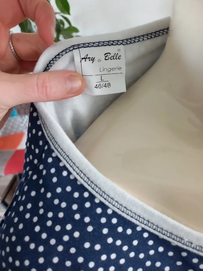 Chemise de nuit T. 40/42 - photo numéro 4