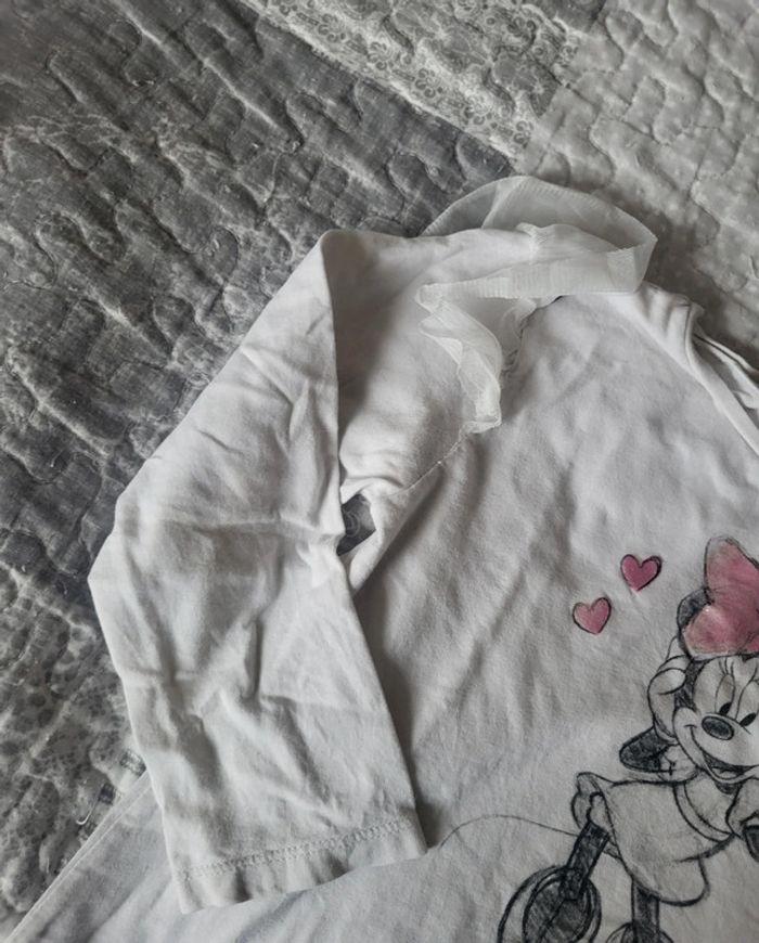 Tee shirt minnie 4/5 ans - photo numéro 5