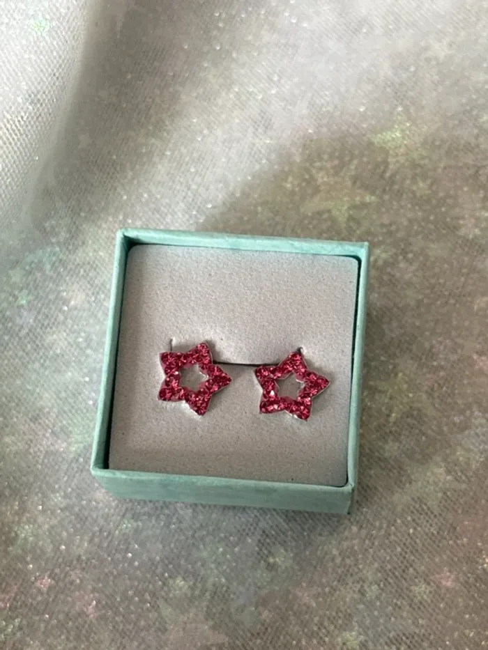 Boucles d’oreilles étoile rose