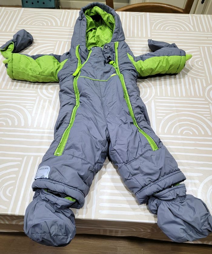 Combinaison de neige 6/9 mois
