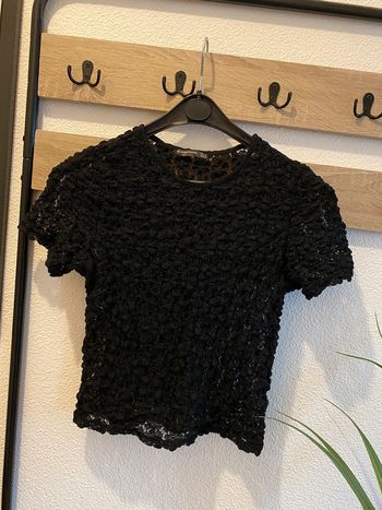 T-shirt femme noir 🖤 Stradivarius 38