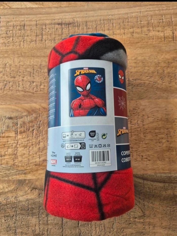 Plaid Polaire Spiderman