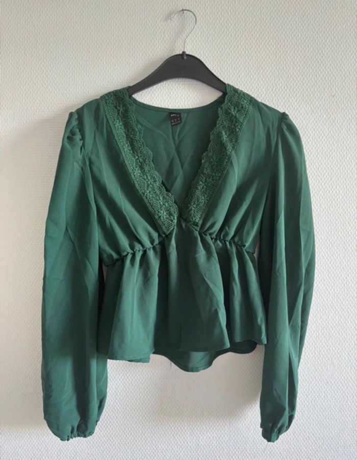 Blouse dentelle verte