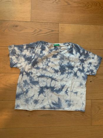 T-shirt tie die