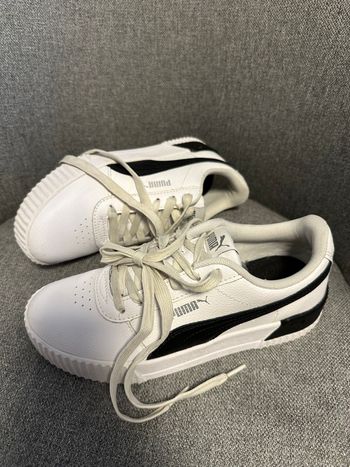 Baskets puma pointure 36 blanc /noir très bon état Carina