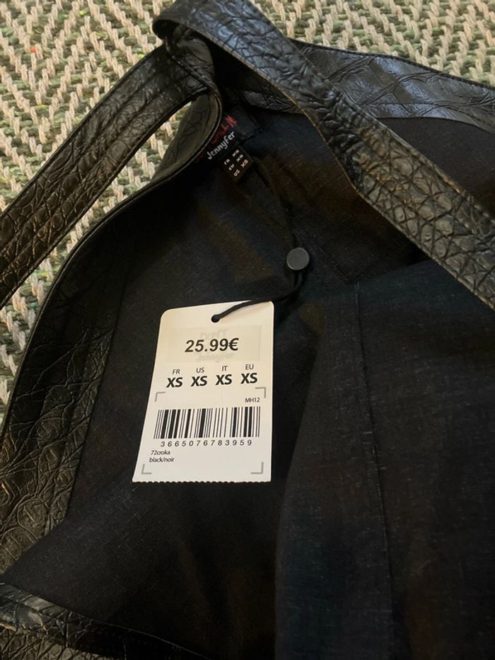 Robe Jennyfer - photo numéro 4