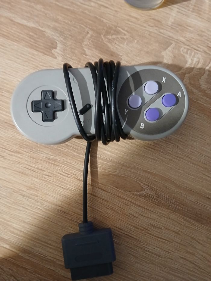 Manette snes pour piece