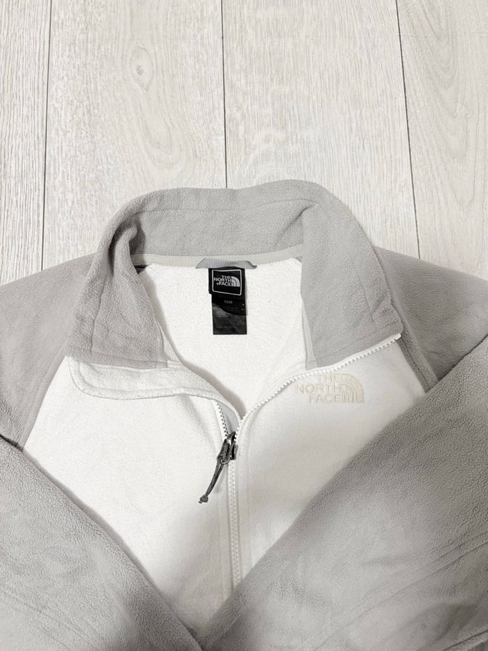 Veste polaire The North Face blanche et grise - photo numéro 2