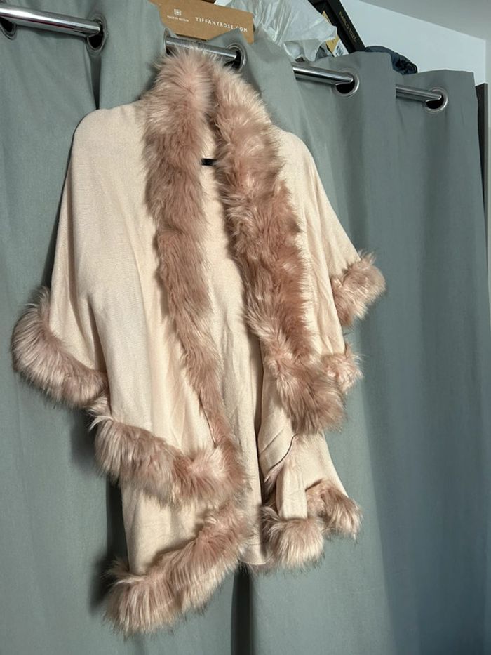 Veste fausse fourrure