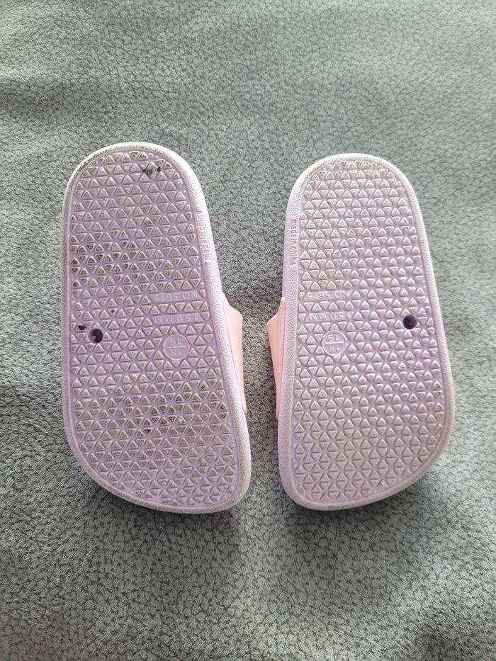 Claquette 18/19 - photo numéro 2