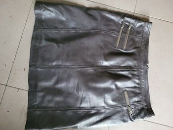 Jupe en cuir 123 taille 42