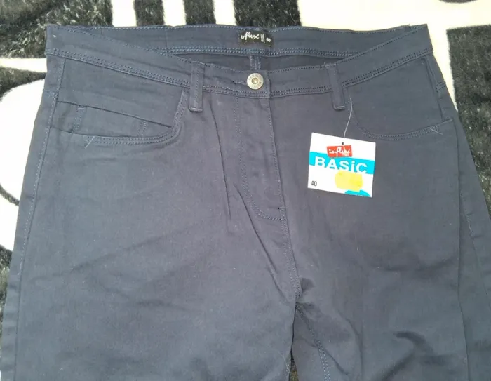 Pantalon Neuf - photo numéro 2