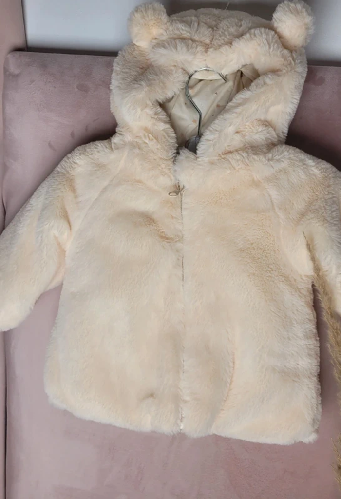 Manteau en fausse fourrure beige Kiabi enfant - photo numéro 3