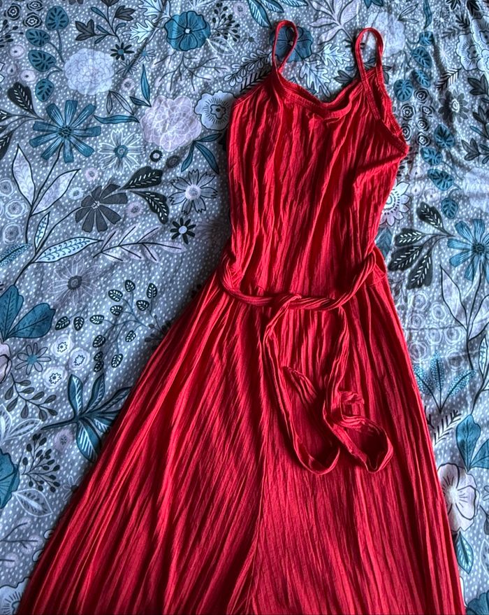 Combinaison rouge avec ceinture  - Taille Unique - photo numéro 3
