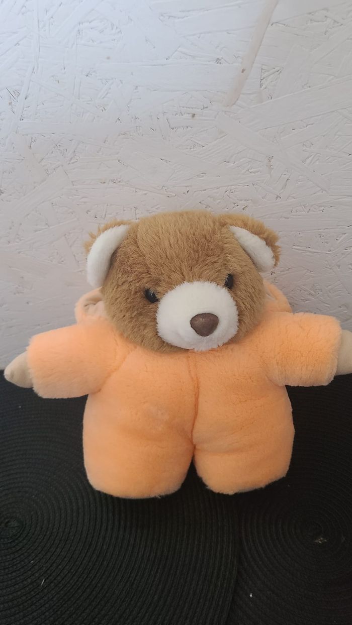 Peluche cochon déguisé en ours - photo numéro 2