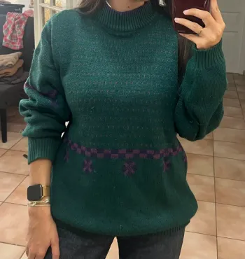 Superbe pull oversize en laine vintage - pas de taille mais porté en oversize taille M (photo)