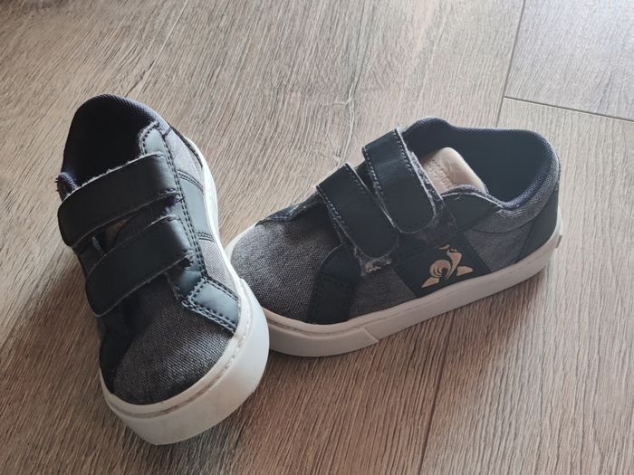 Chaussures baskets à scratch effet jean Le coq sportif Taille 24 - photo numéro 1