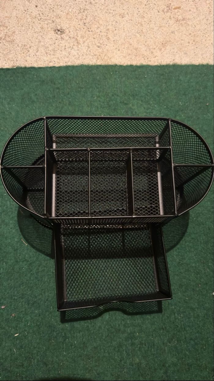 Organisateur de bureau en maille métallique