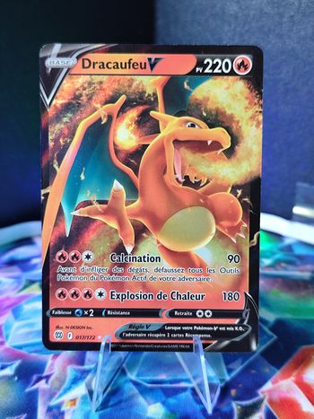 Carte pokémon neuve 🇨🇵 Dracaufeu V 017/172 Stars Étincelantes